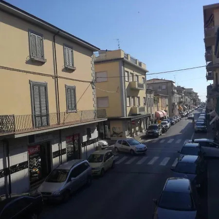 In Centro Con Terrazza * Viareggio
