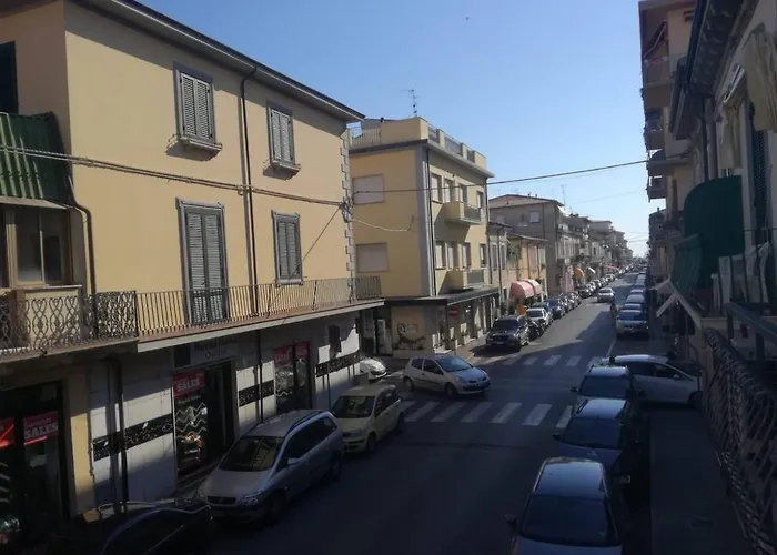 In Centro Con Terrazza * Viareggio