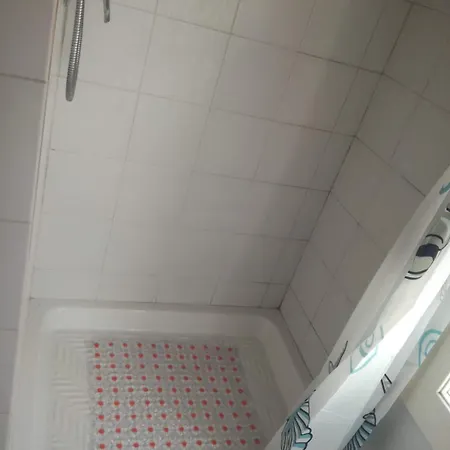 In Centro Con Terrazza شقة فياريجيو